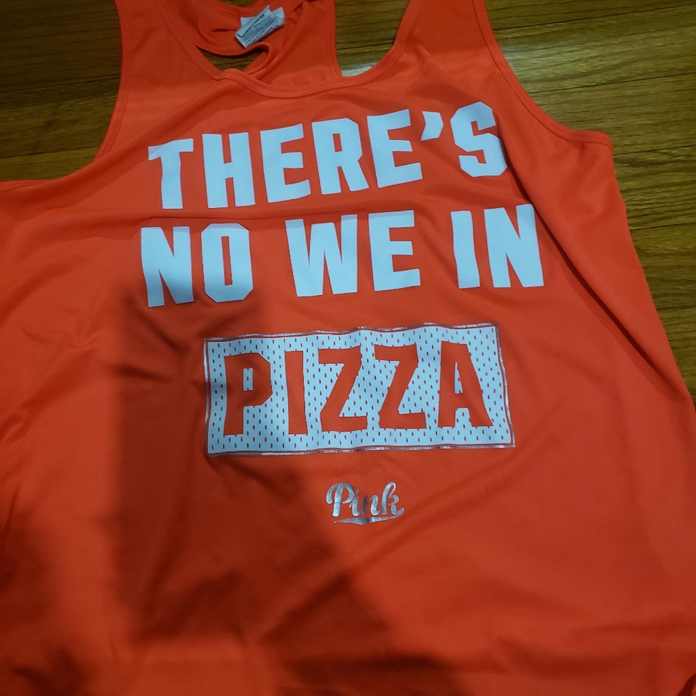 orange tank size medium